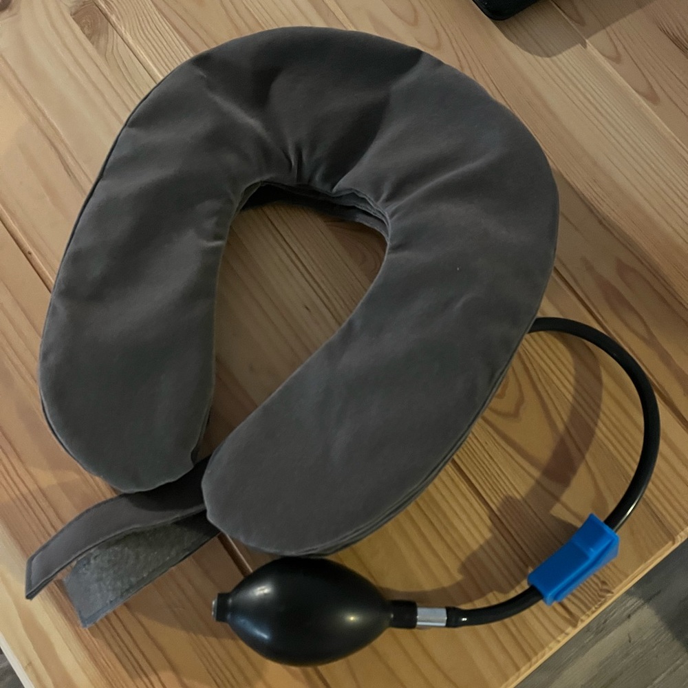 Cervical Neck Traction Pillow